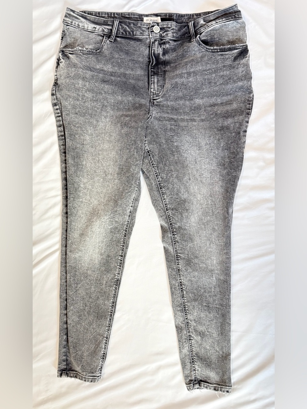 Women’s Gray High-Rise Skinny Jeans — Stretch Wash